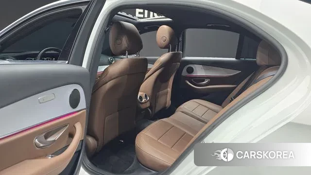 Mercedes-Benz E-Class W213 2020 Белый из Кореи, фото 3