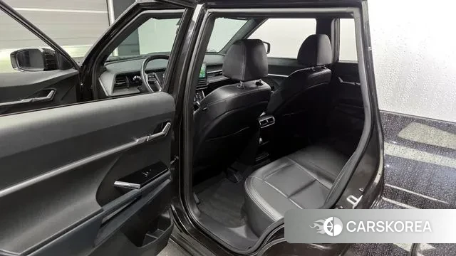 Ssangyong Torres 2023 Черный из Кореи, фото 3