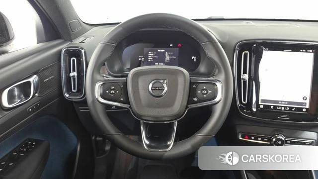 Volvo C40 Richards 2022 Белый из Кореи, фото 3