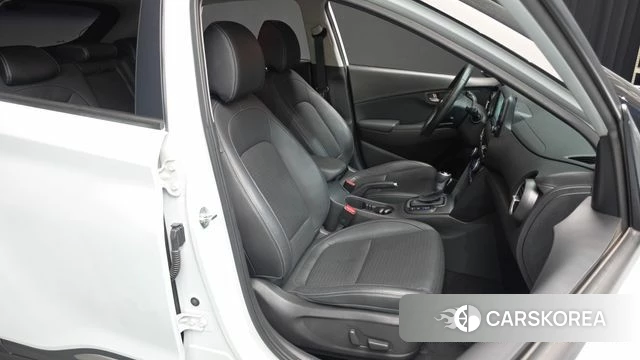 Hyundai Kona 2018 Белый из Кореи, фото 3