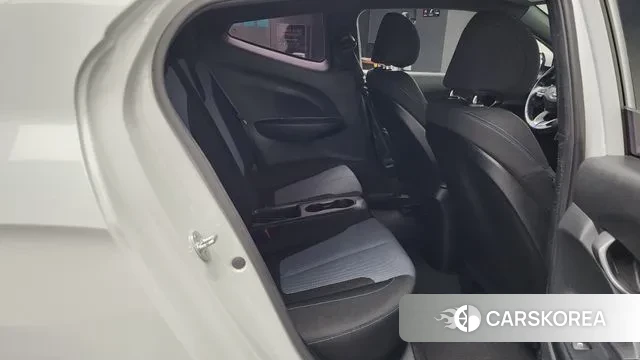 Hyundai Veloster (JS) 2018 Белый из Кореи, фото 3