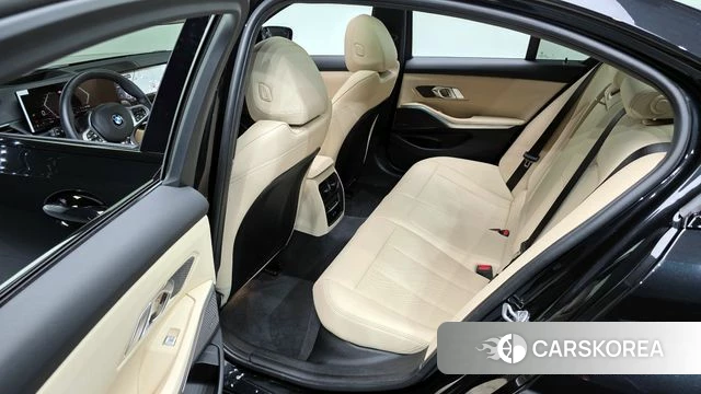 BMW 3 Series (G20) 2023 Черный из Кореи, фото 3