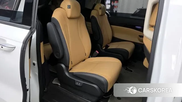 Kia Carnival 4th generation 2023 Белый из Кореи, фото 3