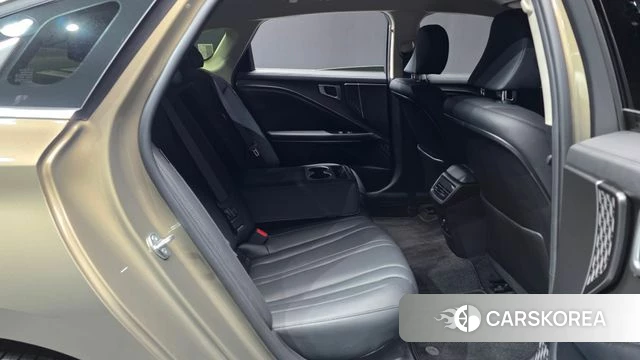 Kia The New K8 Hybrid 2024 Песочный из Кореи, фото 3