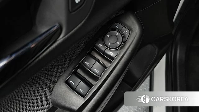 Chevrolet (GM Daewoo) Trailblazer 2021 Белый из Кореи, фото 3