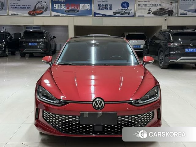Volkswagen Lingdu 2022 Красный из Китая, фото 3