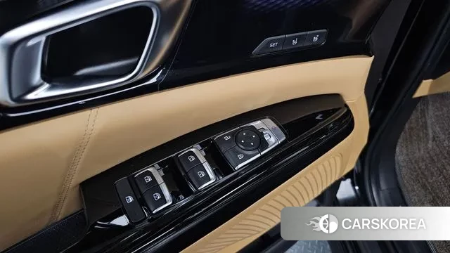 Kia Carnival 4th generation 2023 Черный из Кореи, фото 3