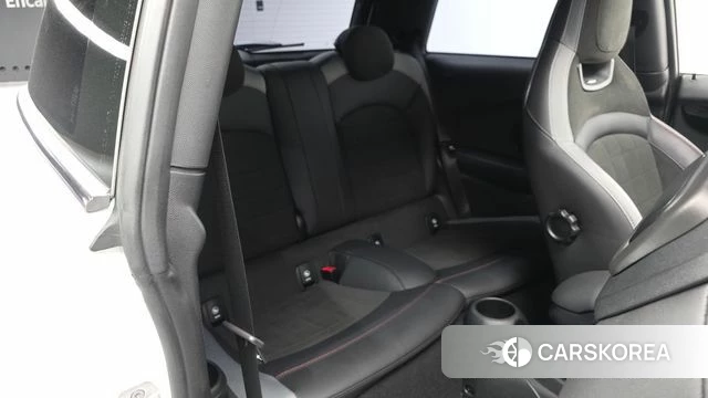 Mini Cooper S 2023 Белый из Кореи, фото 3