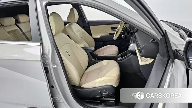 Hyundai Kona (SX2) 2023 Серебряный из Кореи, фото 3