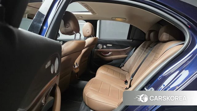 Mercedes-Benz E-Class W213 2019 Синий из Кореи, фото 3
