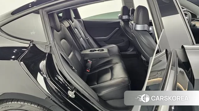 Tesla Model 3 2021 Черный из Кореи, фото 3