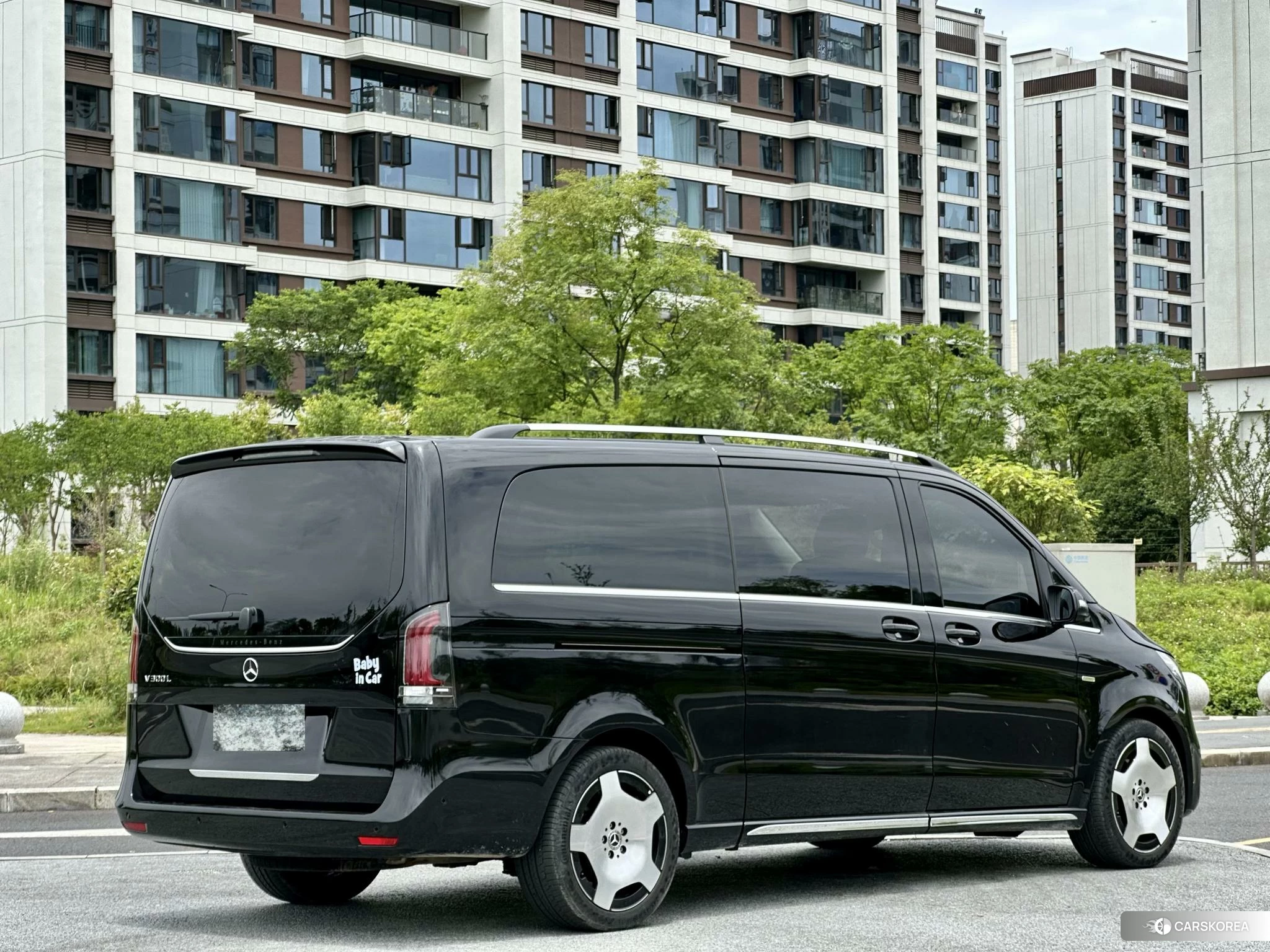 Mercedes-Benz V-class 2024 Черный из Китая, фото 3