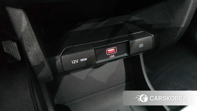 Kia Niro EV 2021 Серебряный из Кореи, фото 3