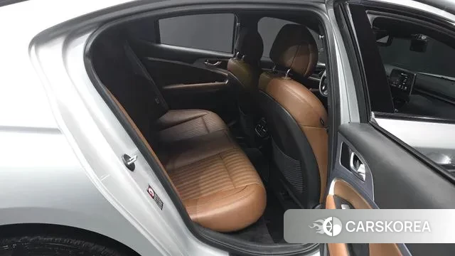 Genesis G70 2019 Серебристо-серый из Кореи, фото 3