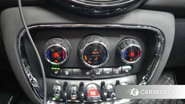 Mini Cooper Clubman 2020 Зеленый из Кореи, фото 3