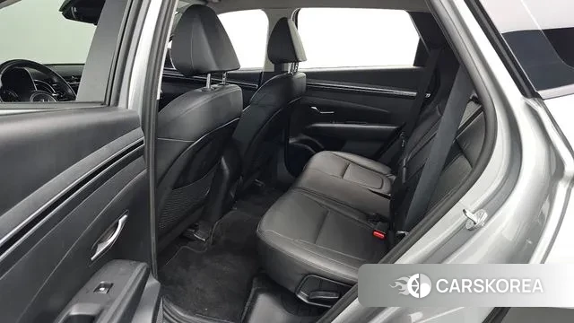 Hyundai Tucson (NX4) 2021 Серебристо-серый из Кореи, фото 3