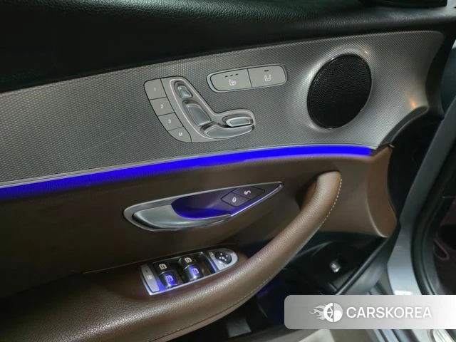 Mercedes-Benz E-Class W213 2020 Серый из Кореи, фото 3