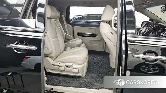 Kia The New Carnival 2018 Черный из Кореи, фото 3
