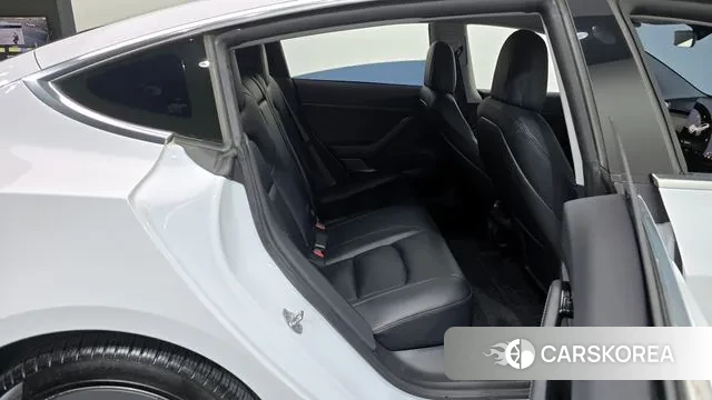 Tesla Model 3 2020 Белый из Кореи, фото 3