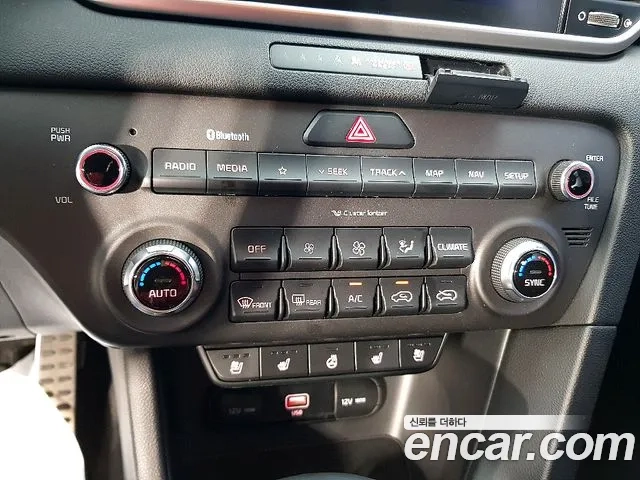 Kia Sportage The Bold 2021 Белый из Кореи, фото 3