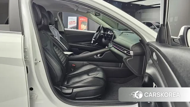 Hyundai Avante (CN7) 2021 Белый из Кореи, фото 3