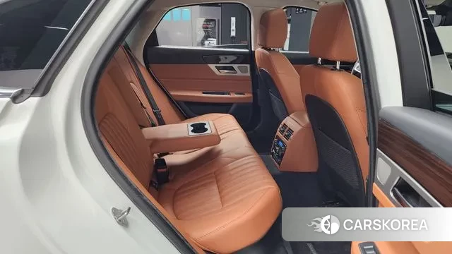 Jaguar XF (X260) 2020 Белый из Кореи, фото 3