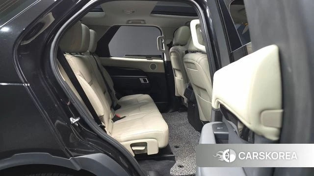 Land Rover Discovery 5 2019 Черный из Кореи, фото 3