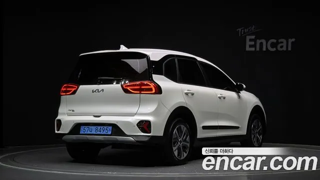 Kia Niro Plus 2022 Белый из Кореи, фото 3