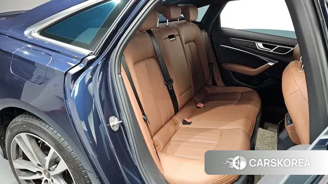 Audi A6 (C8) 2023 Синий из Кореи, фото 3