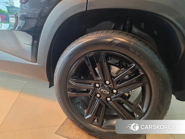Chevrolet (GM Daewoo) Trax Crossover 2026 Черный из Кореи, фото 3