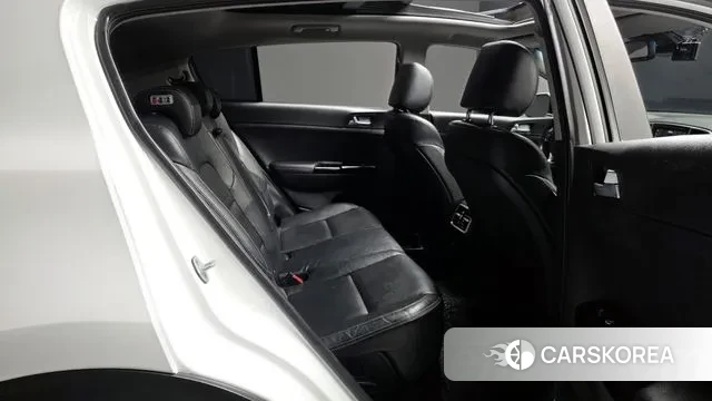 Kia Sportage 4th Generation 2018 Белый из Кореи, фото 3