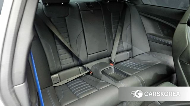 BMW 2 Series (G42) 2023 Белый из Кореи, фото 3