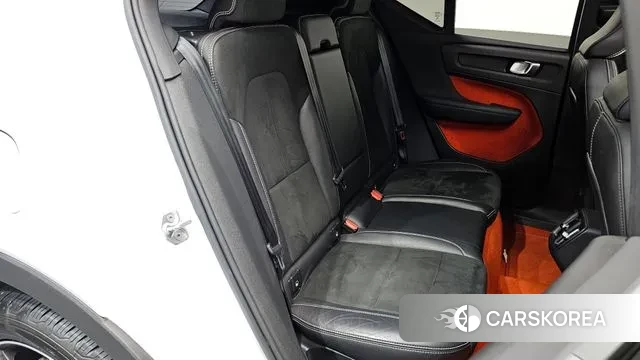 Volvo XC40 2019 Белый из Кореи, фото 3