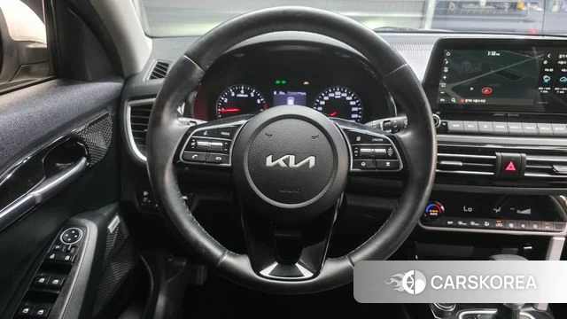 Kia Seltos 2021 Белый из Кореи, фото 3
