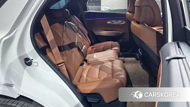 Genesis GV70 2025 Белый из Кореи, фото 3