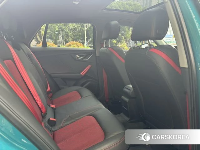 Audi Q2L 2019 Синий из Китая, фото 3