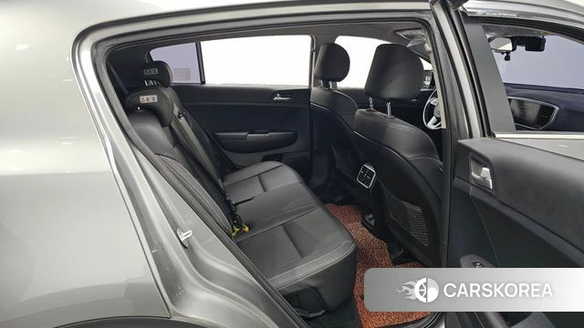 Kia Sportage The Bold 2018 Серебристо-серый из Кореи, фото 3