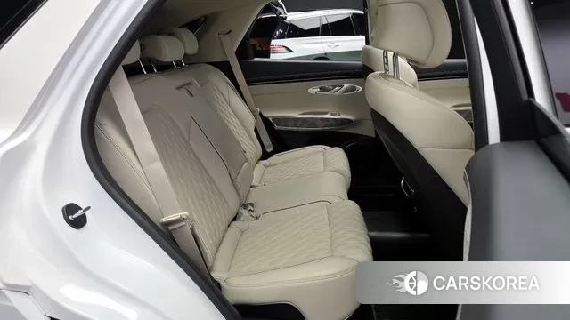 Genesis GV70 2023 Белый из Кореи, фото 3