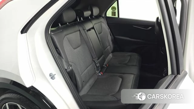 Kia Di Ol Nu Niro 2022 Белый из Кореи, фото 3
