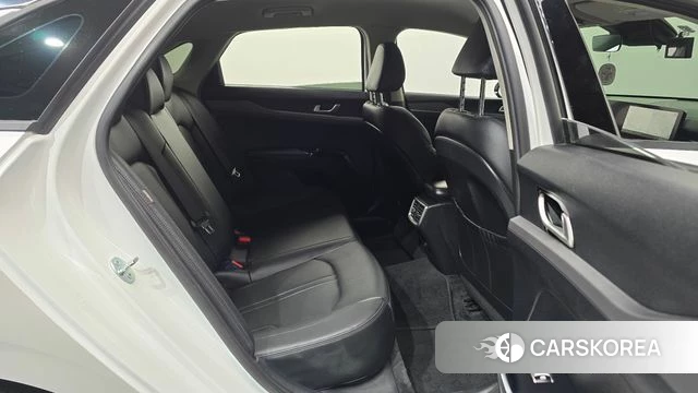 Kia The New K5 3rd generation 2024 Белый из Кореи, фото 3