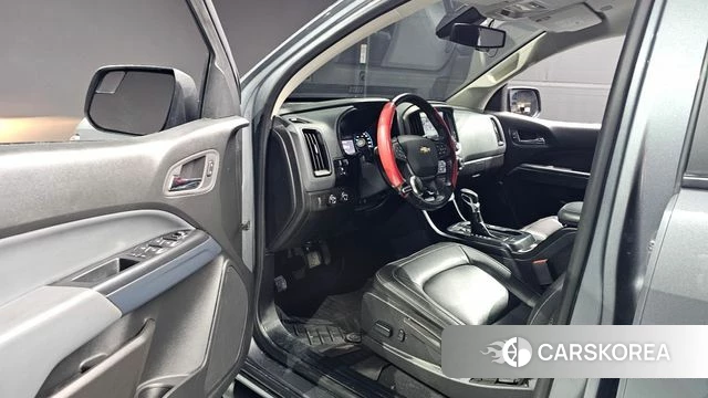 Chevrolet (GM Daewoo) Real New Colorado 2022 Серый из Кореи, фото 3