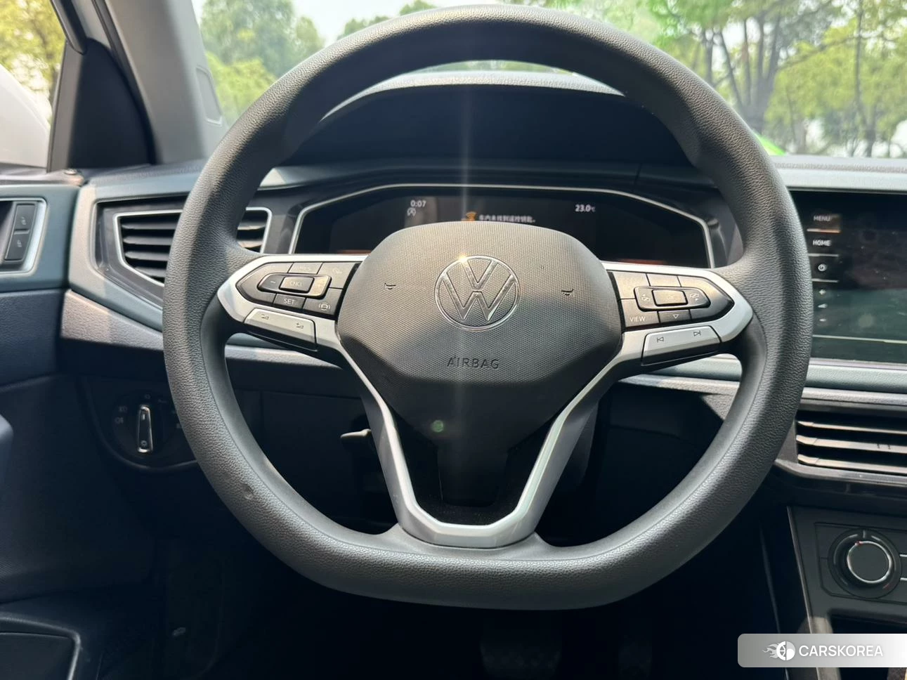 Volkswagen Lavida 2023 Белый из Китая, фото 3