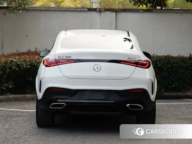 Mercedes-Benz GLC Coupe 2024 Белый из Китая, фото 3