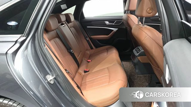 Audi A6 (C8) 2023 Серый из Кореи, фото 3