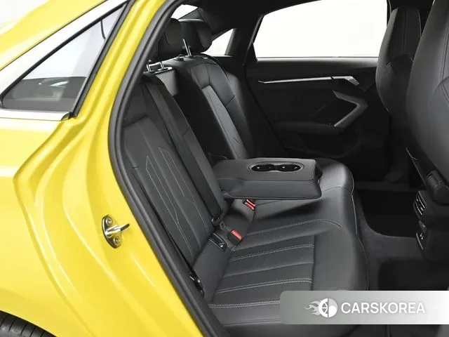 Audi A3 (8Y) 2025 Желтый из Кореи, фото 3