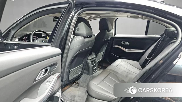 BMW 3 Series (G20) 2021 Черный из Кореи, фото 3