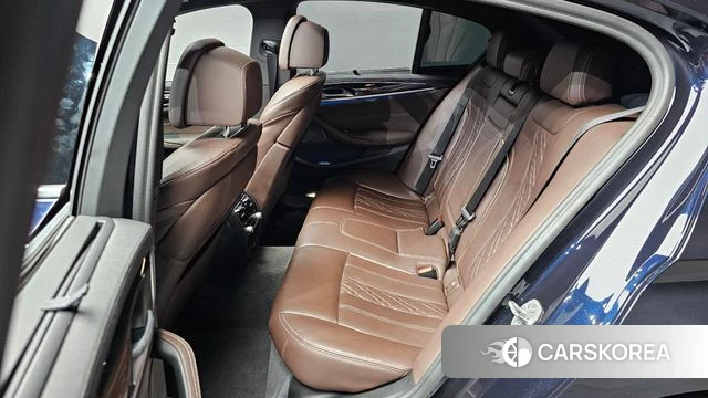 BMW 5 Series (G30) 2022 Черный из Кореи, фото 3