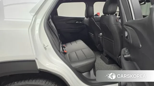 Chevrolet (GM Daewoo) The New Trail Blazer 2024 Белый из Кореи, фото 3