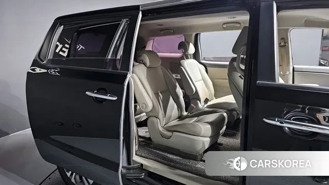 Kia The New Carnival 2018 Черный из Кореи, фото 3