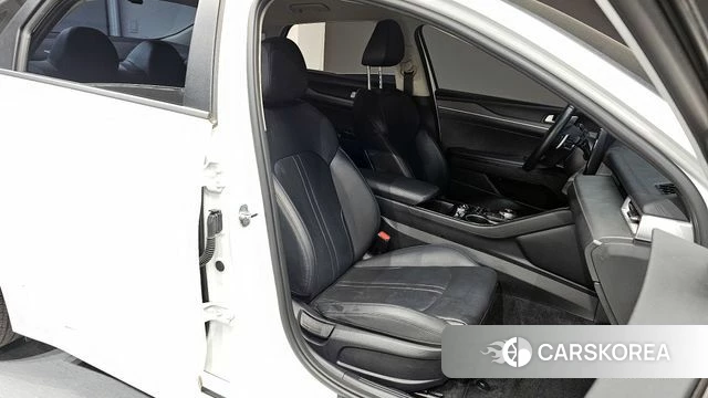 Kia K5 3rd generation 2022 Белый из Кореи, фото 3